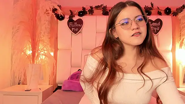 Daphne_And_Roger webcam