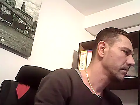 mastercharisma35 webcam