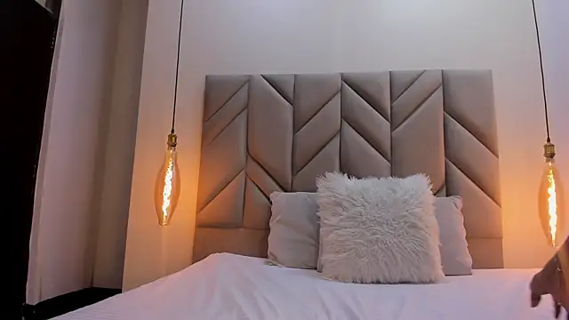 isabellafoox - IsabellaFoox's free webcam