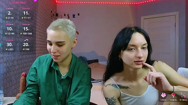 Escaped_Brides webcam