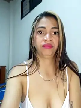 Evangeline_Bonnet webcam