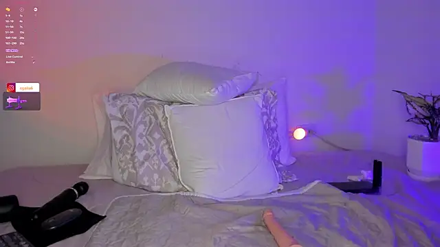 carolgaita - Carolgaita's free webcam - UK Sex Cams