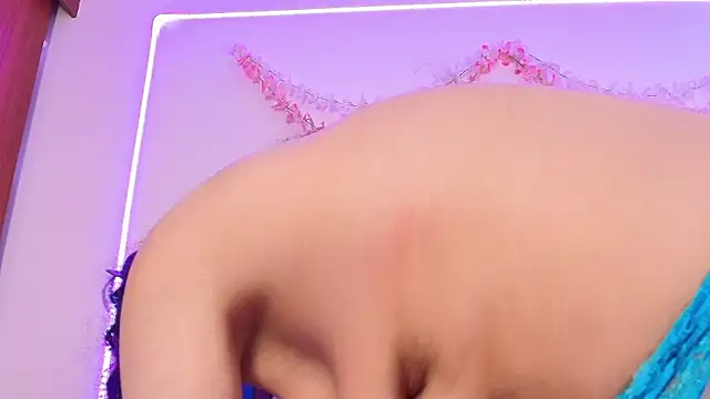 dulce_mariaa___ webcam