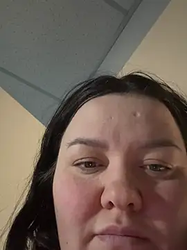 SunnyLeila2101 webcam