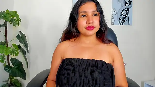 Victoria_Rosee webcam