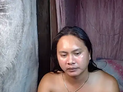 Queenvivesxxx webcam