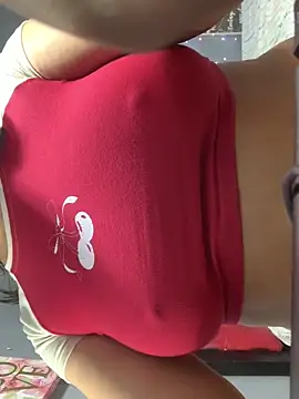 Webcam Model (Sweettei)  is live.Free join now!