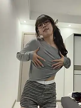 xuannv0000 - Xuannv0000's free webcam - UK Sex Cams