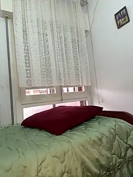 Webcam Model (Morenita-sexy777)  is live.Free join now!