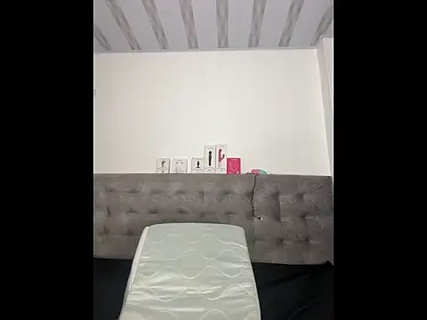 ScarletVelvetX webcam