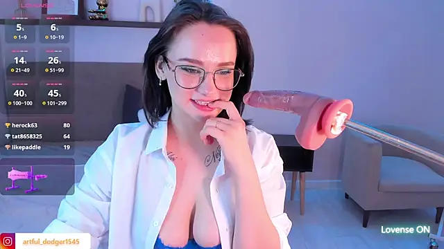 kittyhardfucks webcam