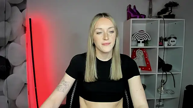 EvelynBlond