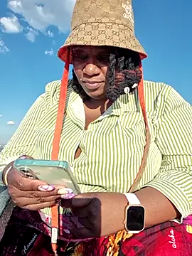 ThickianaRider webcam