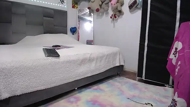 Sharloth_milf webcam