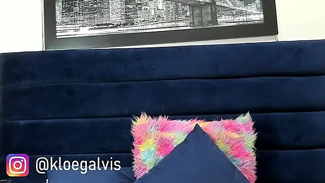 Kloe-squirts webcam