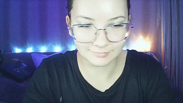 moodiemira - MoodieMira's free webcam - UK Sex Cams