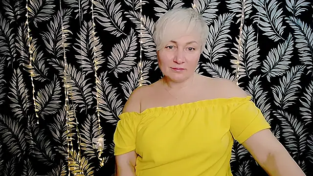 Olivia_playful webcam