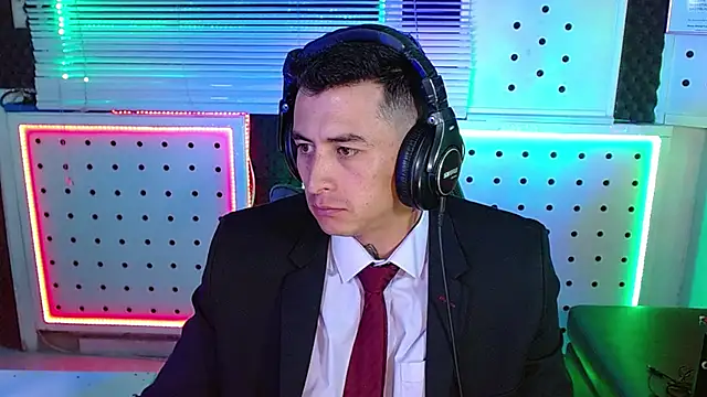 godofcumxxx - Godofcumxxx's free webcam - UK Sex Cams