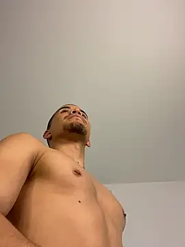 bruno_rangel (M twink) - Fuck me for 3 minutes last tip