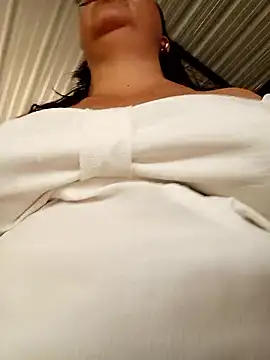 Dirty-Momm-Divorced-Hot webcam