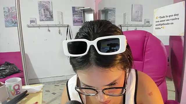 CAMILA--REY webcam