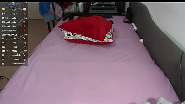 BigBootyAlice webcam