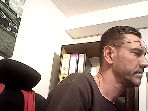 mastercharisma35 webcam