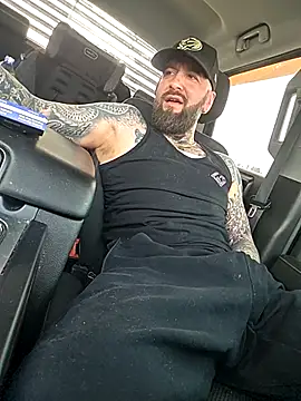 Beardedtattood webcam