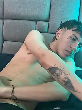 NaytonFreeman webcam