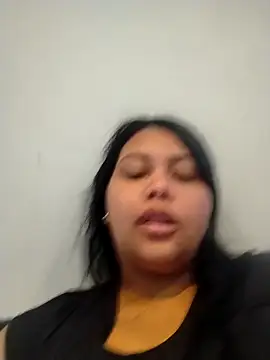 alessandraa- - Alessandraa-'s free webcam