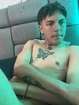 NaytonFreeman webcam