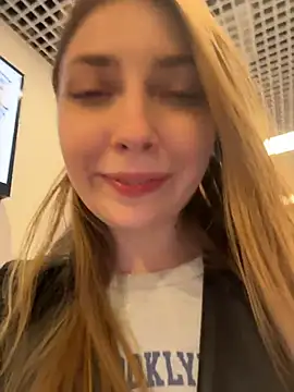 Sunny___Bunny webcam