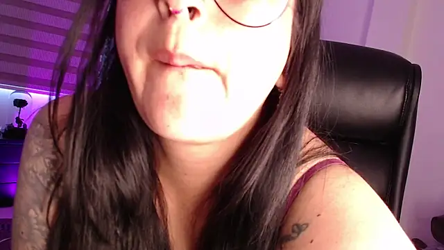 Olivia_Puerta webcam