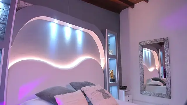 Christopher_Whitaker webcam