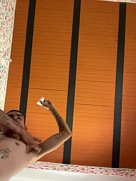 Live sex cam di sorry-mom69