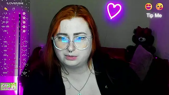 Alicia_love00 webcam