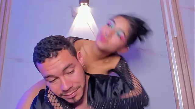 Aron_and_molly webcam