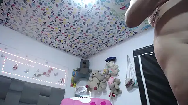 Sharloth_milf webcam