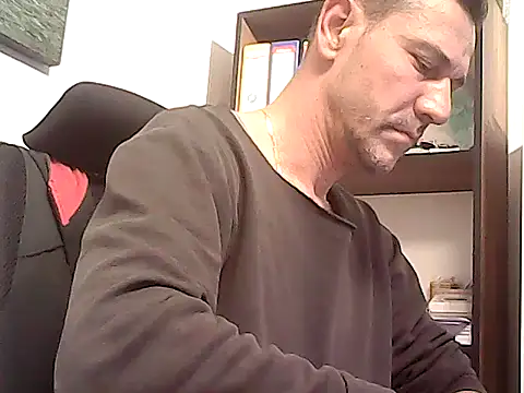 mastercharisma35 webcam