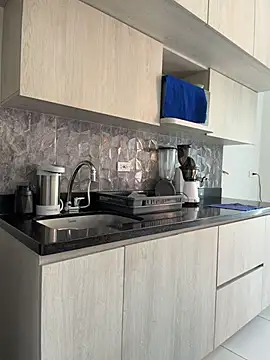 emma_andrew1 - Emma_andrew1's free webcam - UK Sex Cams