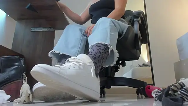 alma_fenix - Alma_fenix's free webcam - UK Sex Cams