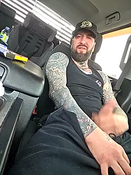 Beardedtattood webcam