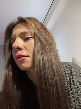 curlylara - CurlyLara's free webcam - UK Sex Cams