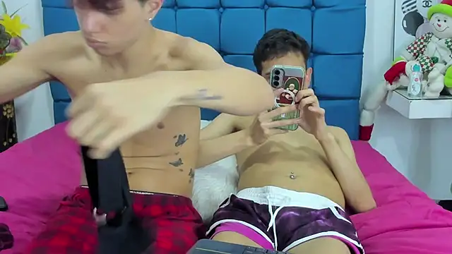 _GoldenGirls_ webcam