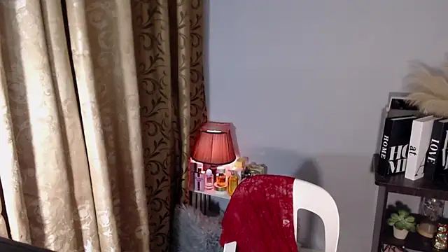 sacred_gracexx webcam