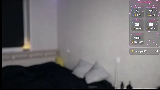 Pinkamina_Pie webcam