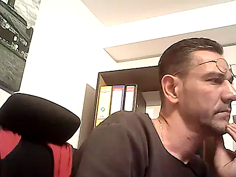 mastercharisma35 webcam