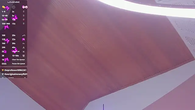 elodie_walker webcam