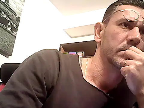 mastercharisma35 webcam