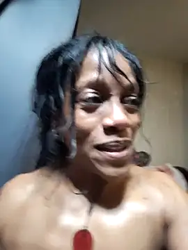 Webcam Model (NatalieGainer_goodies) is live